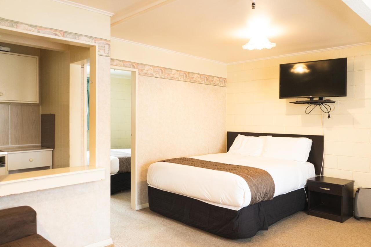 Mayfair Court Motel 托科罗阿 外观 照片